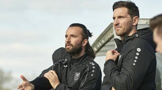 Das Trainer-Duo Valon Muja (l.) und Markus Urban hat aus dem jungen Team des VfB Gartenstadt einen Aufstiegskandidaten geformt.
