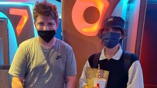 Leon und Silvana Otto haben sich die 3D-Fassung angesehen.