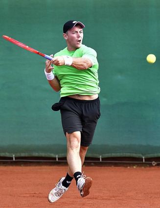 Der deutsche Davis-Cup-Spieler Dominik Koepfer wird dem Titelverteidiger aus Mannheim am Sonntag in Ludwigshafen zur Verfügung stehen