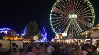 Wurstmarkt bei Nacht: An einige Veränderungen müssen sich Besucher in diesem Jahr gewöhnen.
