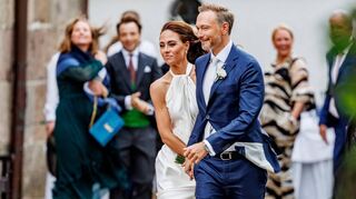 Bundesfinanzminister Christian Lindner und Franca Lehfeldt haben kirchlich geheiratet, obwohl sie keine Kirchenmitglieder sind.