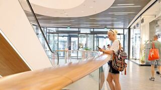 Einkaufszentrum Q 6/Q 7: Durch die Klimatisierung ist es angenehm kühl. Claudia aus Weinheim hält sich gerne hier auf