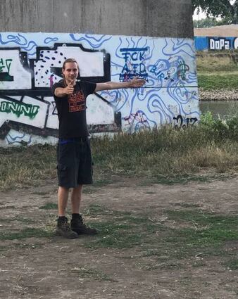 Leo Marz vom Verein Kulturtragflächen an der Neckarwiese.