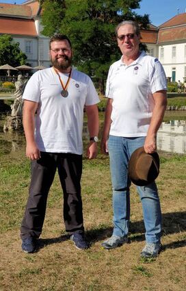 Erfolgreiche Schützen: Sebastian Eberle (l.) und Harry Schweigkoffer.