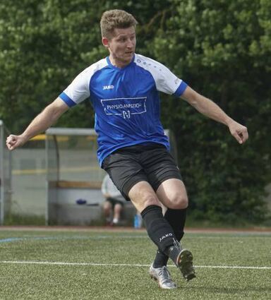 Zlatko Mikic glich für Sandhofen gegen Viernheim aus, der SKV siegte 3:2.
