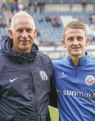 Wenn der Sohn gegen den Vater spielt: Im Oktober 2019 trat Nico Neidhart mit Hansa Rostock beim SV Meppen an, zu jener Zeit trainiert von Papa Christian Neidhart.