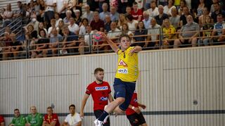 Lion Zacharias von den Löwen beim Spiel gegen den TSV Altensteig.