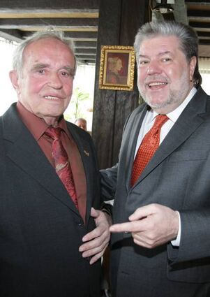 Manfred Reimann (l.) im Jahr 2008 mit Ministerpräsident Kurt Beck.