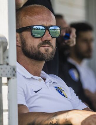Alles im Blick: Riedrodes Trainer Duro Bozanovic kann entspannt auf die kommende Saison blicken. Der Kader sollte stark genug für einen Spitzenplatz sein.