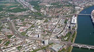 Neusten Berechnungen nach könnten die Hochstraßen-Projekte bis zu 1,5 Milliarden Euro kosten. Für viele Anlass, noch einmal über Alternativen nachzudenken.