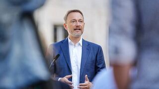 Finanzminister Christian Lindner muss sein Entlastungspaket verteidigen.