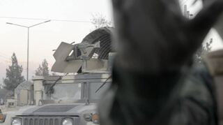 Nachdem die Taliban Kabul erobert hatten, haben alliierte Streitkräfte, darunter die Bundeswehr, das Land unter chaotischen Umständen verlassen.