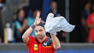Timo Boll spielte zum EM-Auftakt seine Routine aus. Um in den Medaillenkampf eingreifen zu können, muss sich der Odenwälder aber steigern.