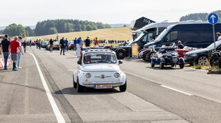 mid Bad Sobernheim - Bei einer Veranstaltung mit italienischen Sportwagen darf auch Abarth natürlich nicht fehlen.
