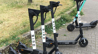 Der E-Scooter-Verleiher Bird zieht sich aus Mannheim zurück.