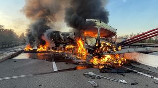 Der brennende Lkw auf der A 61