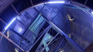 So sieht es aus, wenn man nach oben blickt im Wasserturm. Die Treppe bleibt aber zu.