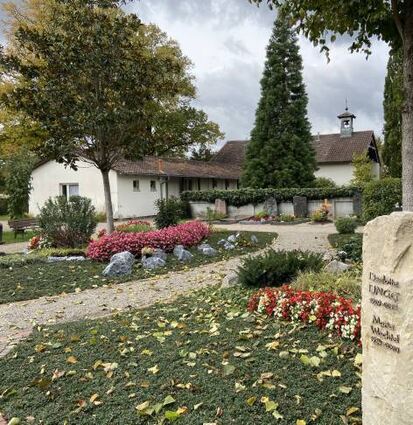 Bestattungen und Grabnutzung sollen teurer werden.