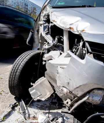 Passiert ein Unfall, darf der Versicherer kündigen.