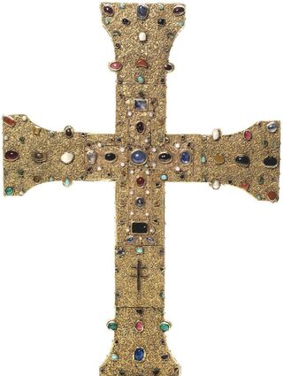 Das goldene Reliquienkreuz der Kaiserin Mathilde (Kreuz von Valasse) aus dem 12. Jahrhundert