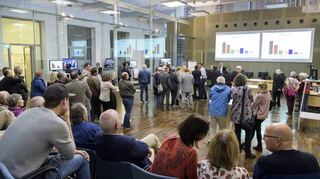 Am 6. November sind in Heidelberg OB-Wahlen. Dann wird es sicher wieder eine Präsentation der Auszählungsergebnisse geben – wie hier 2017.