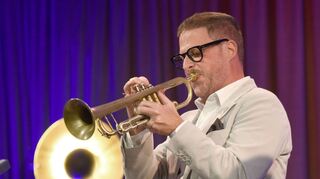 Der Mannheimer Trompeter Thomas Siffling begeisterte mit seinem Organ Groove Quartet zum Auftakt der neuen Spielzeit im Ella &amp; Louis.