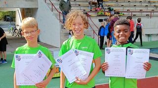 Die Vizemeister Mannschaft MU 12: Luis Sierig (v.l.), Laurin Schader und Jermiah Hildebrand.