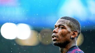 Der französische Starfußballer Paul Pogba soll von seinem eigenen Bruder und vier Jugendfreunden erpresst worden sein.