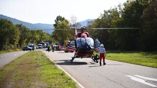 Ein Rettungshubschrauber war ebenfalls im Einsatz.