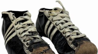 Weltmeisterliche Kickstiefel. In diesem Schuhen stand Horst Eckel 1954 im WM-Finale auf dem Platz.
