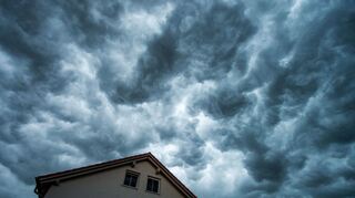 Ein starker Wind ist nicht gleich ein Sturm, aber wer vorsorgt, ist bei einem Unwetter abgesichert.