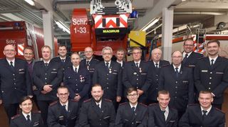 Die Schriesheimer Feuerwehrleute waren zufrieden, dass sie sich nach so langer Zeit wieder persönlich für den Ehrungsabend treffen konnten.