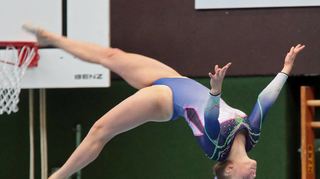 Silja Stöhr von der TG Mannheim (hier bei ihrer Übung am Schwebebalken) wurde beim Bundesliga-Wettkampftag in Ketsch Sechste in der Einzelwertung und holte damit auch die erhofften Punkte für den Bundeskader.