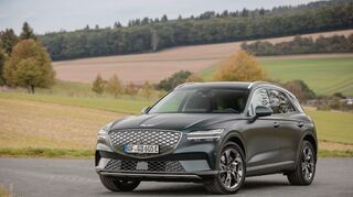 mid Groß-Gerau - Der neue Genesis Electrified GV70 ist jetzt zum Preis von ab 67.300 Euro erhältlich.
