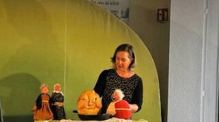 Der dicke, fette Pfannkuchen macht sich aus dem Staub.