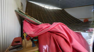 Im Altbau der Kindertagesstätte Nord hat sich die Decke in einem Raum gelöst und ist heruntergefallen. Die Stadt geht nun auf Ursachenforschung.