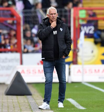 Nach dem 0:5-Debakel an seinem 54. Geburtstag in Osnabrück vor zwei Wochen wirkte Waldhof-Trainer Christian Neidhart mächtig angefressen. In Freiburg am Samstag soll der erste Liga-Sieg in der Fremde in dieser Saison her.