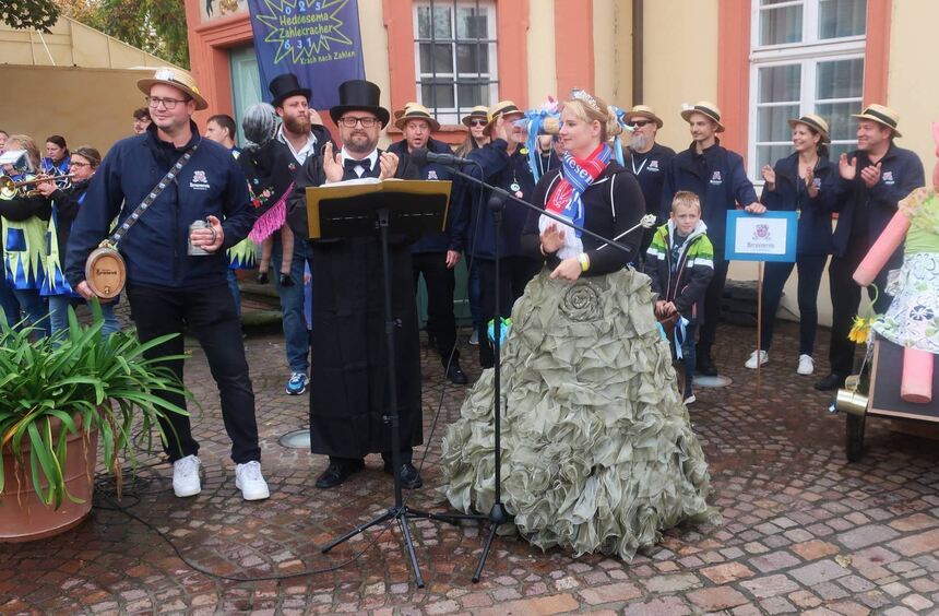 Neuer Kerwe-Verein meistert seine Premiere in Heddesheim