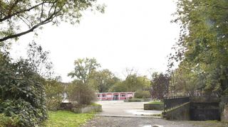 Auf dem Pfalzplatz auf dem Lindenhof sollen eine Kita und Wohnhäuser entstehen – eigentlich.