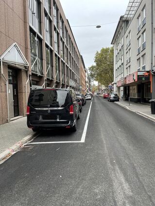 Die Sanierung der Fahrbahndecke ist abgeschlossen.