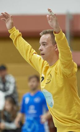 Sicherer Rückhalt: Lampertheims Torwart Max Griesheimer.