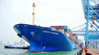 Statt wie geplant 35 Prozent soll Cosco aus China nur mit 24,9 Prozent an einem Hamburger Containerterminal beteiligt werden.