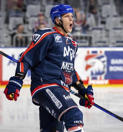 Freut sich auf das Derby: David Wolf möchte mit den Adlern Mannheim weiter auf der Erfolgswelle bleiben.