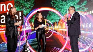 Anders Indset (v.l.), Moderatorin Lena Wittneben und Peter Kurz.