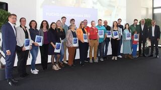 Große Freude unter den Gewinnern: 12 Projekte wurden ausgezeichnet, 34 Initiativen hatten sich beworben.