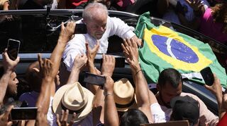 Wird von seinen Anhängern gefeiert: Brasiliens neuer Präsident Luiz Inacio Lula da Silva.