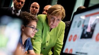 2018 besuchte die damalige Bundeskanzlerin Angela Merkel ein Tumo-Bildungszentrum im armenischen Jerewan. Das Konzept sei ihr „nicht aus dem Kopf gegangen“, sagte sie – und wünschte sich ein vergleichbares Projekt für Deutschland. Tumo gibt es mittlerweile in Berlin, jetzt soll Mannheim als zweite deutsche Stadt folgen.