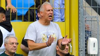 Waldhof-Trainer Christian Neidhart will auf einer Kreuzfahrt abschalten. Bevor es an Bord geht, stehen aber noch drei wichtige Spiele an.