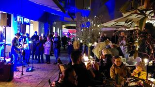 Schönes Ambiente im Atlierhof bei Living' Women und Cáfe Flügel
