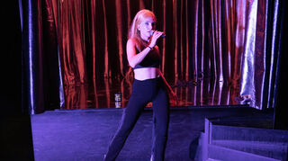 Sina Martens in ihrer Rolle als Britney Spears.